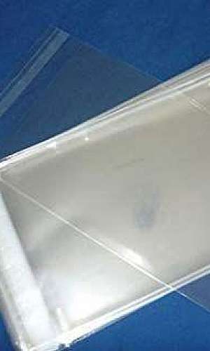 Saco de plástico com adesivo transparente